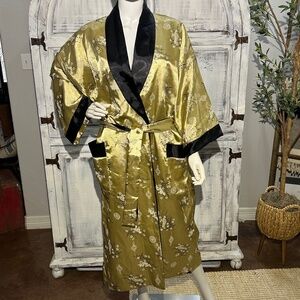 Long Asian Black/Gold Embroidered Dragon Reversible Kimono Robe Thailand Size XL
